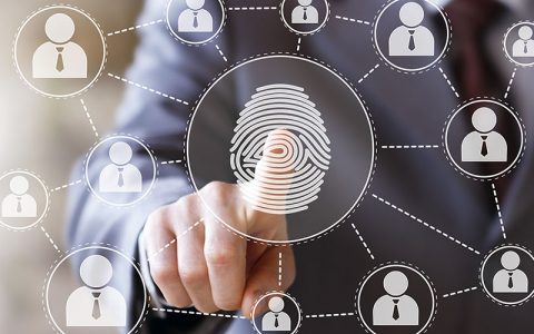 Poloniex要求用户进行身份验证