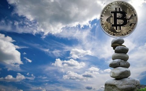 BTC巨鲸Grayscale增持至22.5万枚 但机构兴趣却在下降