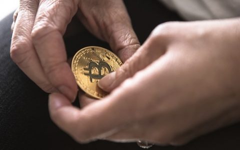 坚持死空 黄金大鳄表示比特币涨的越高证明错的人越多