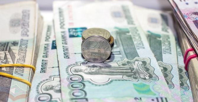 俄罗斯国家杜马委员会考虑中央银行发行与卢布挂钩的加密货币